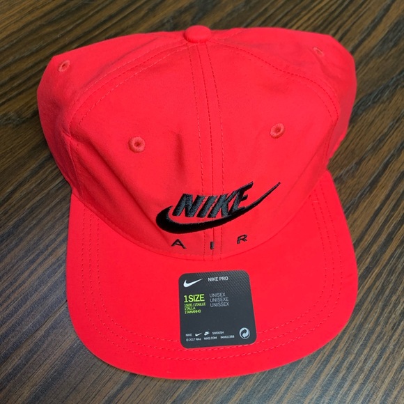 nike sportswear pro hat